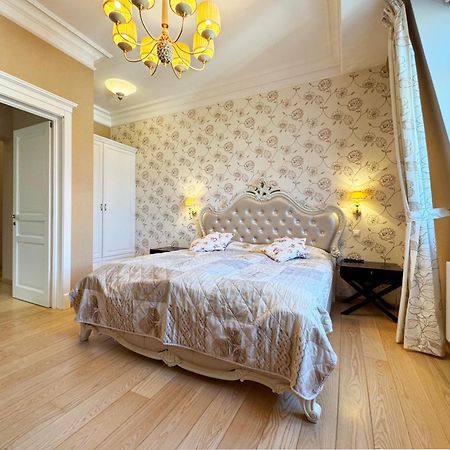 Luxury Apartment Diamond Κάρλοβι Βάρι Εξωτερικό φωτογραφία