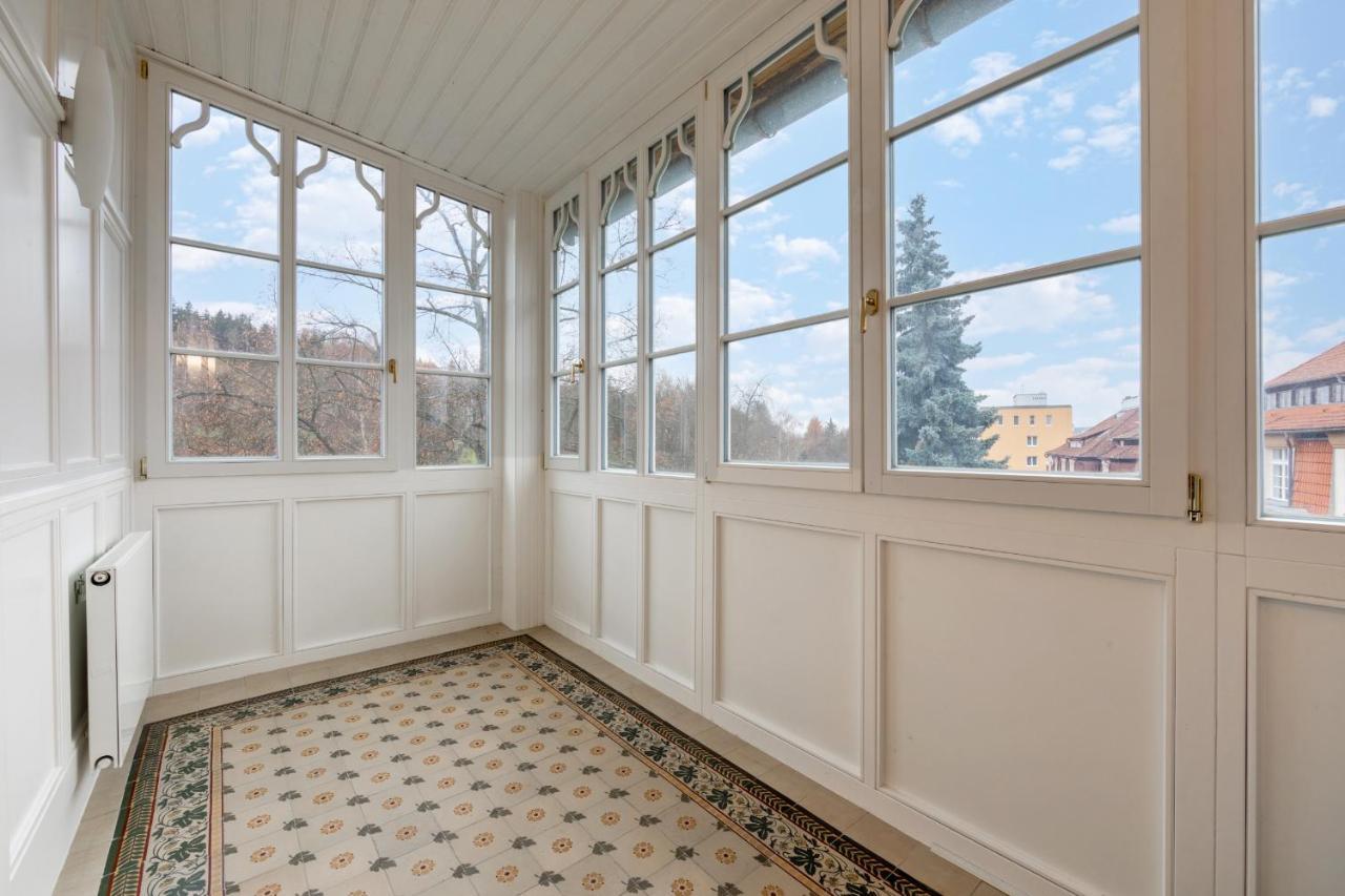 Luxury Apartment Diamond Κάρλοβι Βάρι Εξωτερικό φωτογραφία